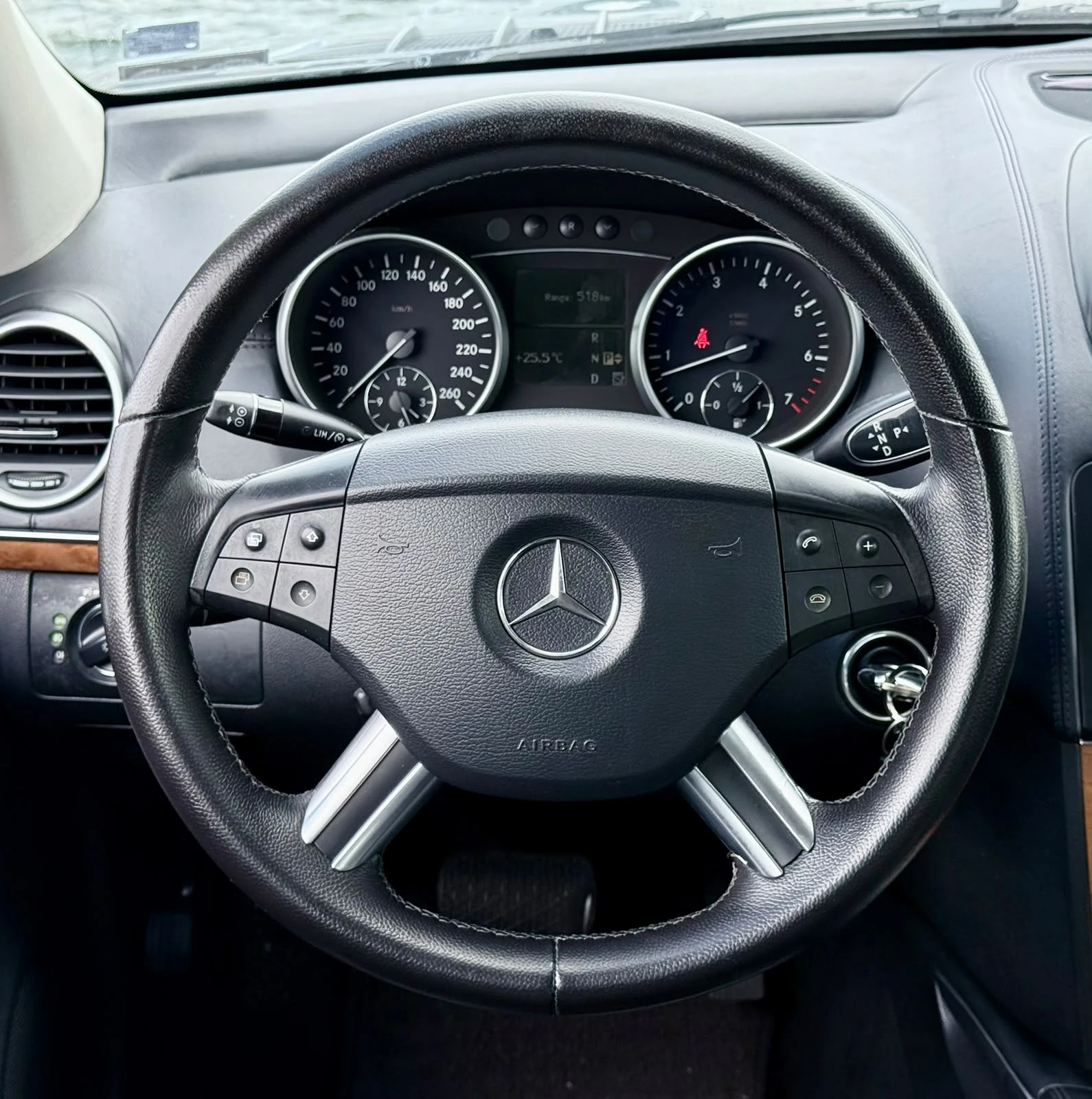 Mercedes-Benz GL 500 AMG* 7 Местен* Подгрев* Лизинг , снимка 10 - Автомобили и джипове - 55265654