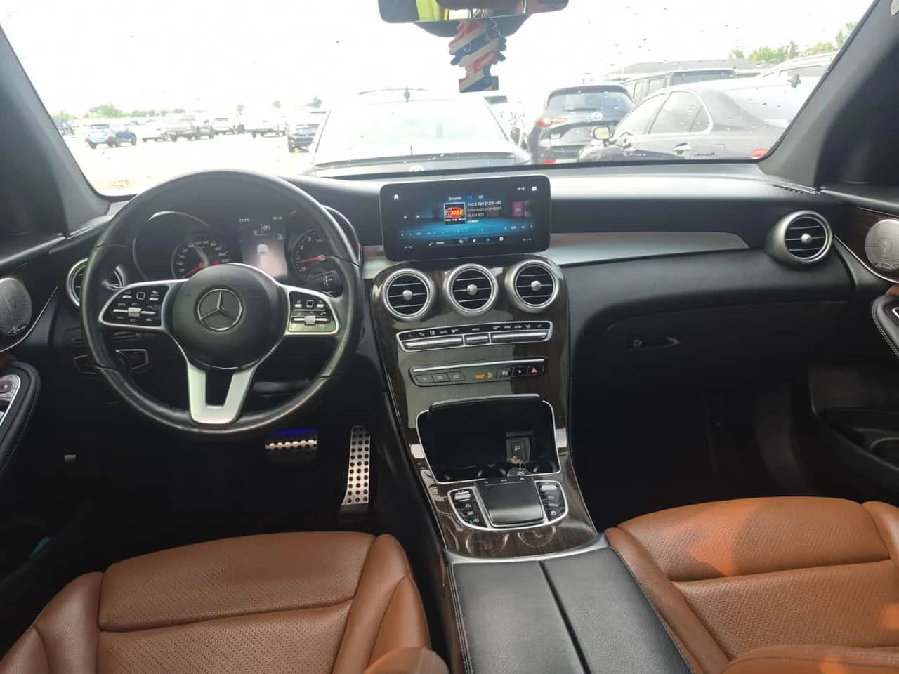 Mercedes-Benz GLC * 300 * CARFAX * ЦЕНА ДО БГ, снимка 6 - Автомобили и джипове - 55694726