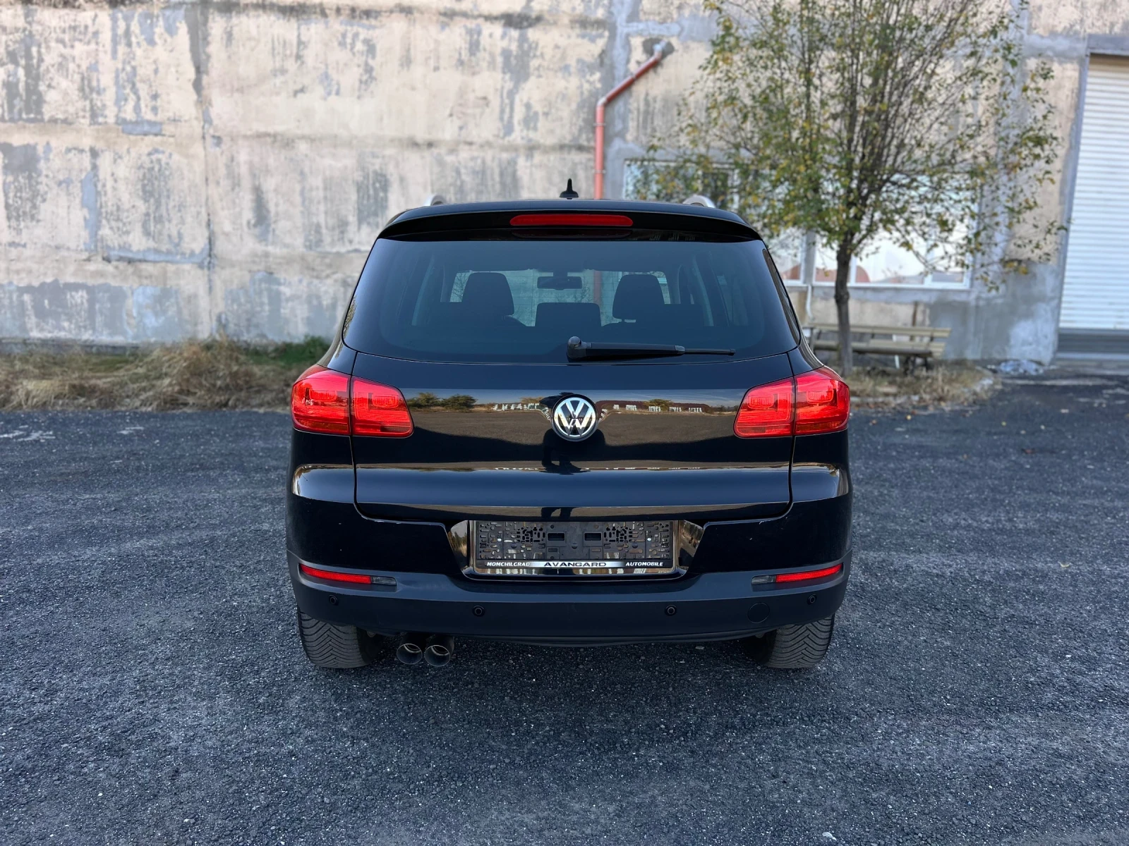 VW Tiguan 2.0TDI , снимка 5 - Автомобили и джипове - 56420241