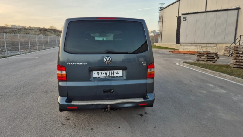 VW Transporter 1.9tdi, снимка 4 - Бусове и автобуси - 49514558