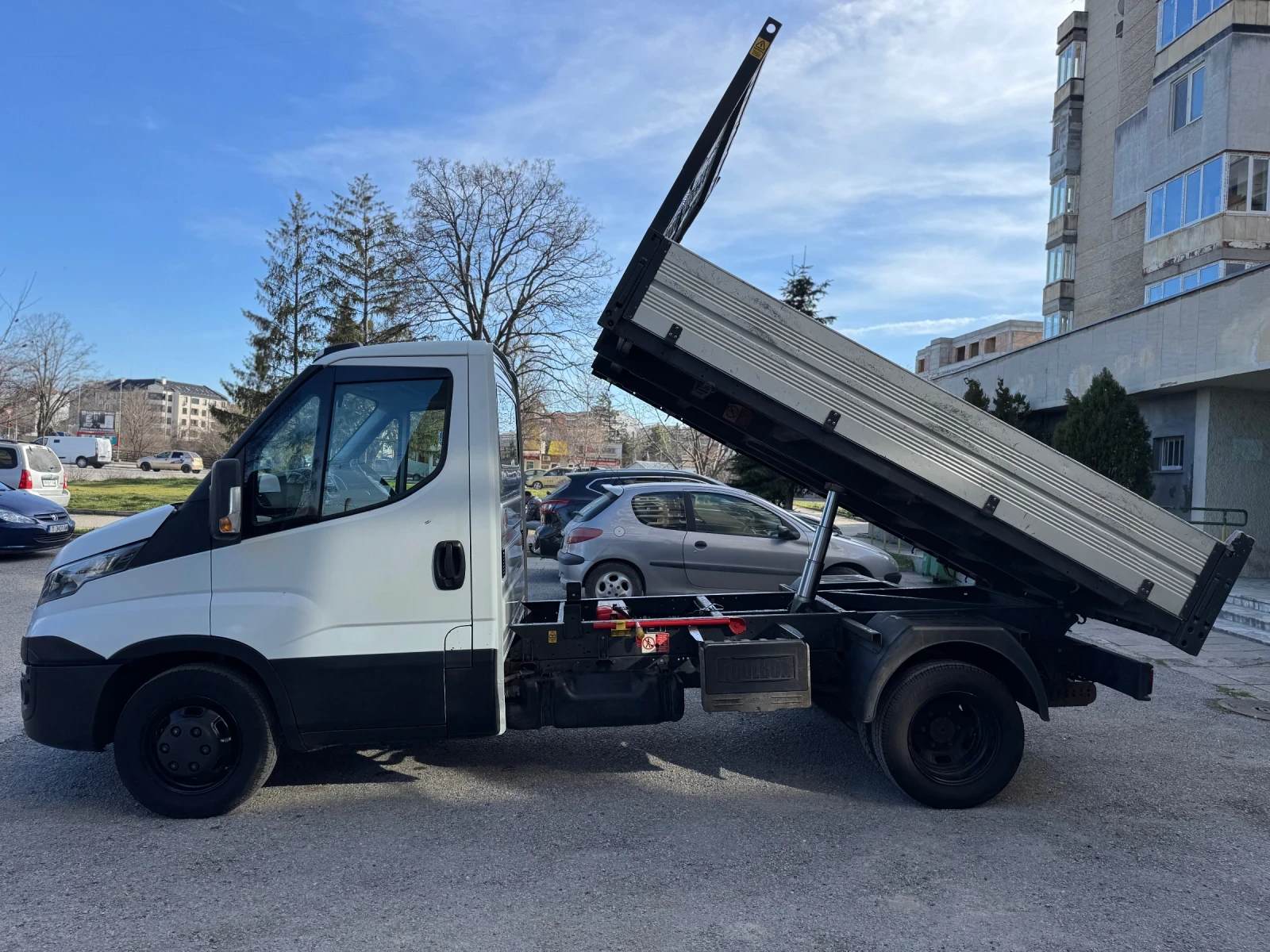 Iveco 35c13 Самосвал до 3.5т.- 8 тонен крик!, снимка 4 - Бусове и автобуси - 53935280