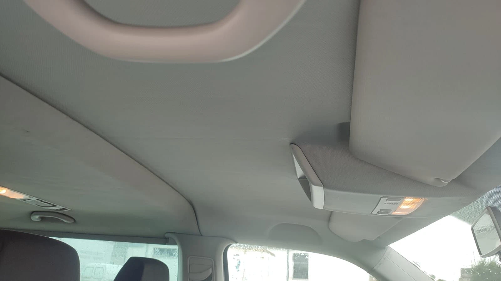 VW Caravelle 2.0TDI 8+ 1* СОБСТВЕН ЛИЗИНГ, снимка 14 - Бусове и автобуси - 54306125