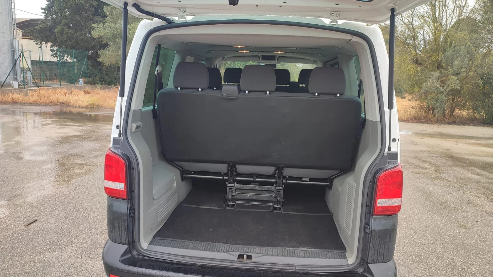 VW Caravelle 2.0TDI 8+ 1* СОБСТВЕН ЛИЗИНГ, снимка 7 - Бусове и автобуси - 54306125