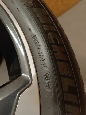 Гуми с джанти Michelin 255/45R20, снимка 4 - Гуми и джанти - 43351621