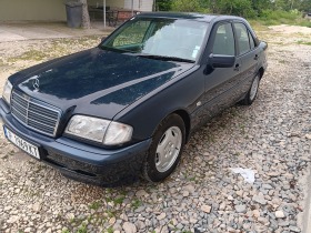 Mercedes-Benz C 250, снимка 10