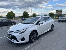 Toyota Avensis 2.0 sol Панорама, снимка 2