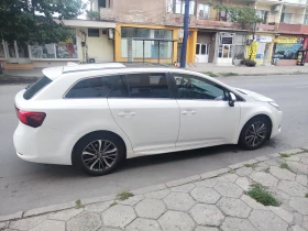 Toyota Avensis 2.0 sol , снимка 8