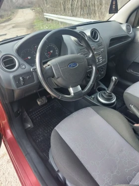 Ford Fiesta Автоматик, снимка 10