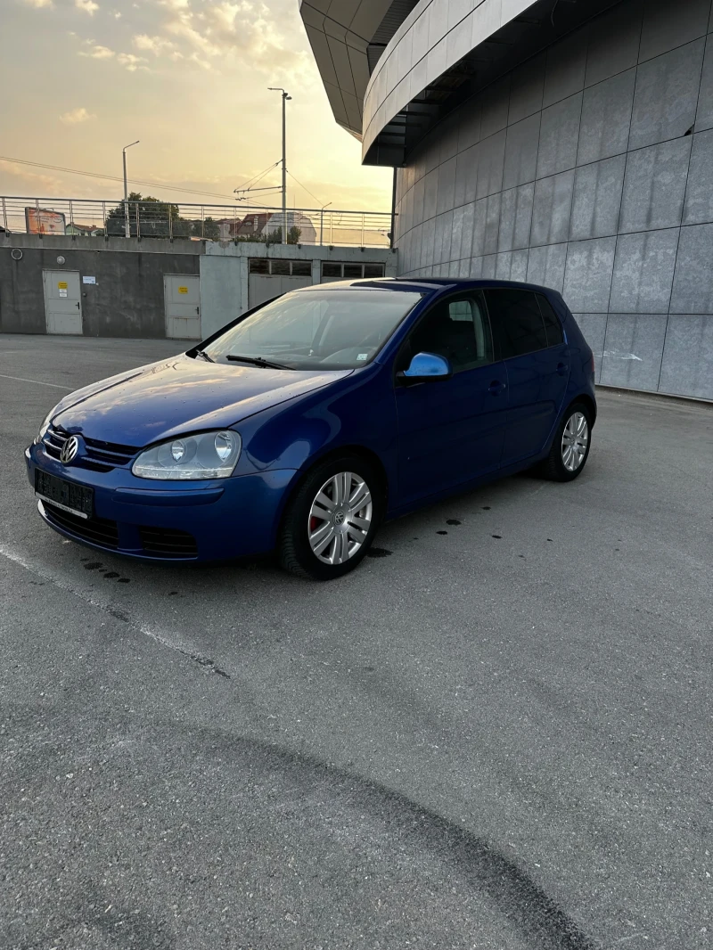 VW Golf 2.0 TDI, снимка 9 - Автомобили и джипове - 47843100