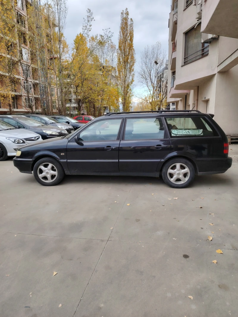 VW Passat комби, снимка 9 - Автомобили и джипове - 47946465