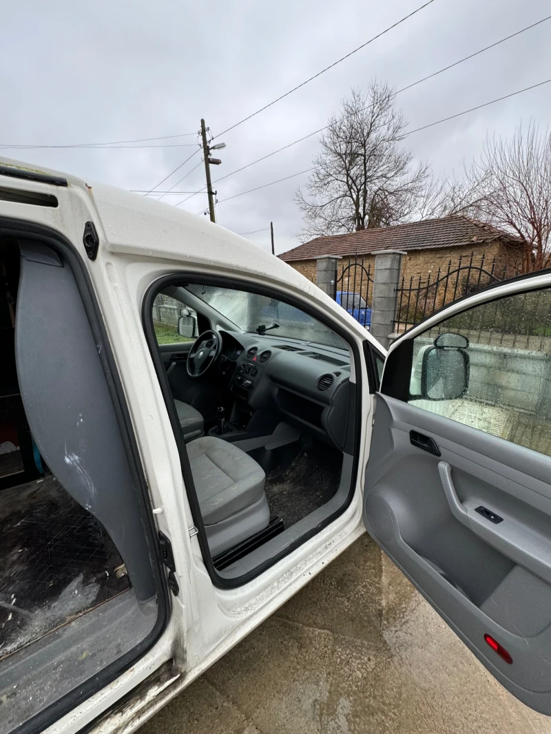 VW Caddy, снимка 7 - Автомобили и джипове - 48295303