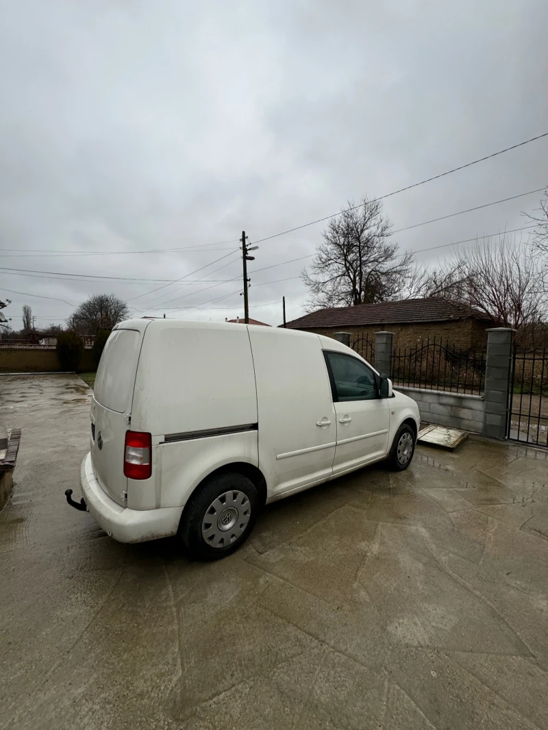 VW Caddy, снимка 5 - Автомобили и джипове - 48295303