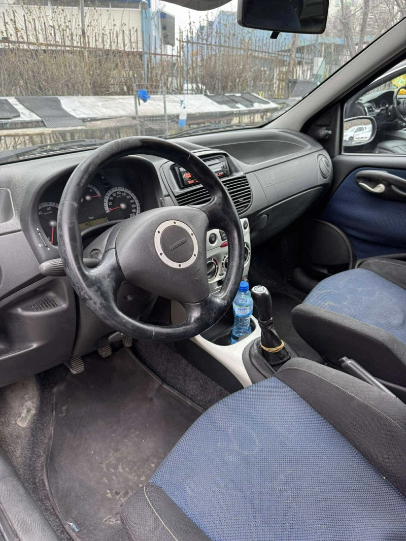 Fiat Punto 1.9 JTD SPORTING, снимка 7 - Автомобили и джипове - 48295471