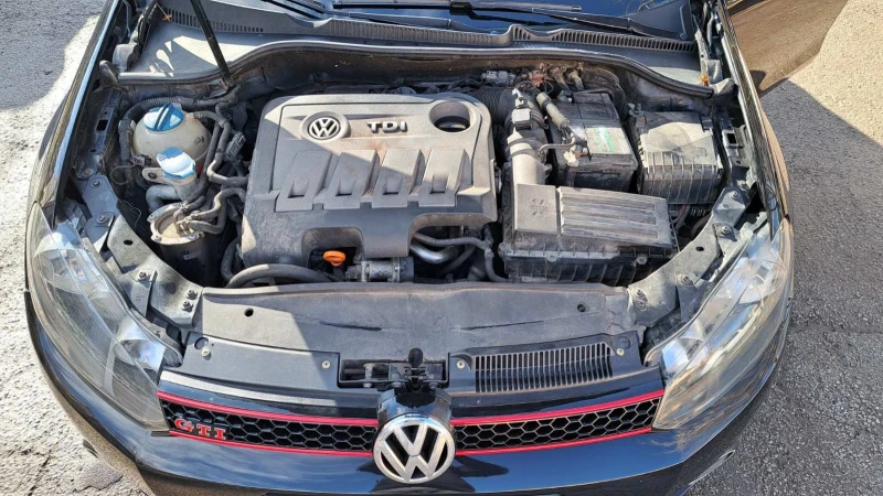 VW Golf, снимка 11 - Автомобили и джипове - 48753820