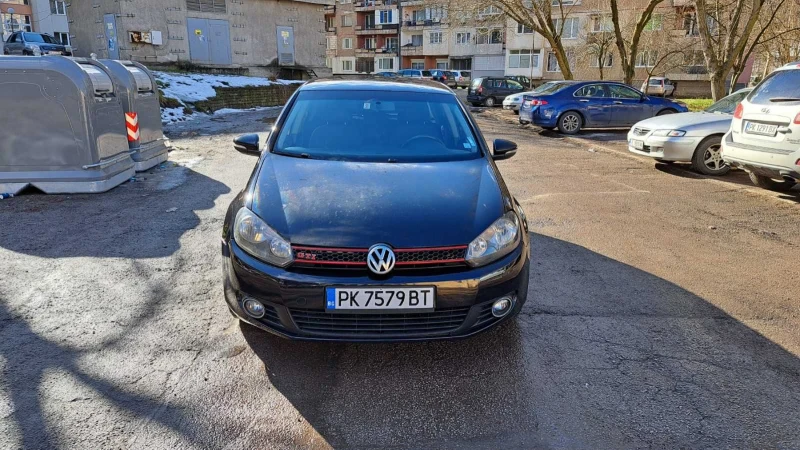 VW Golf, снимка 14 - Автомобили и джипове - 48753820