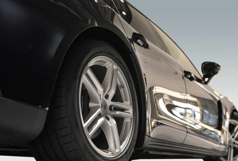 Porsche Panamera 4/FACELIFT/MATRIX/BOSE/LIFT/HEAD UP/360/, снимка 6 - Автомобили и джипове - 52145374