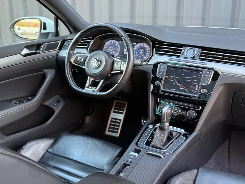 VW Passat R-LINE, снимка 10 - Автомобили и джипове - 52538681