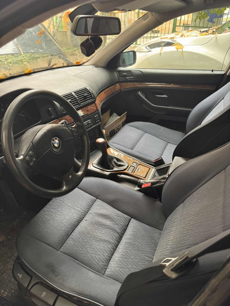 BMW 520 520i, снимка 11 - Автомобили и джипове - 52573686