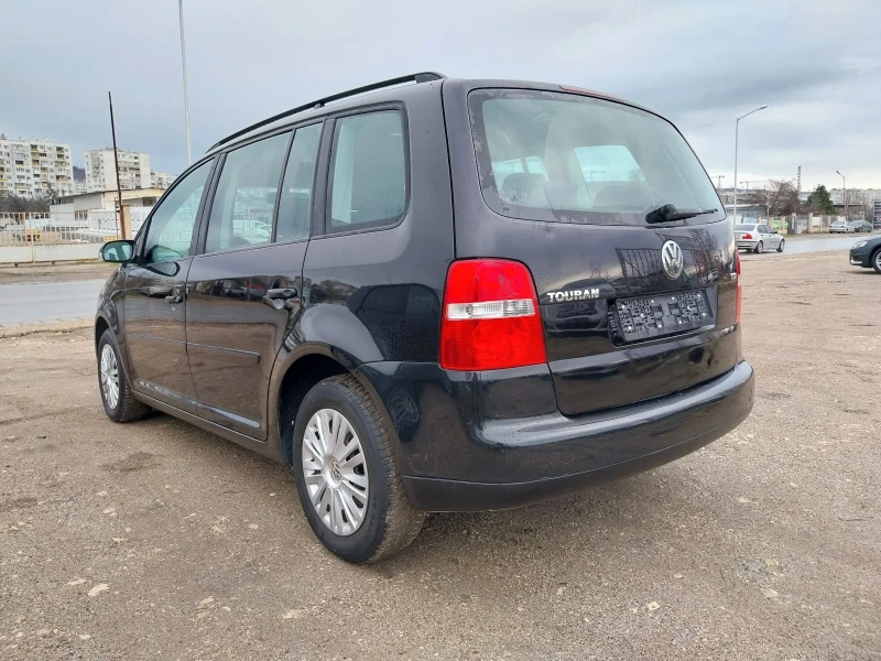 VW Touran 1.9 TDI/6+ 1 места, снимка 5 - Автомобили и джипове - 53051640
