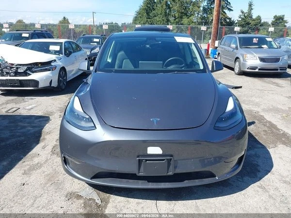 Tesla Model Y PERFORMANCE DUAL MOTOR ALL-WHEEL DRIVE, снимка 4 - Автомобили и джипове - 56104038