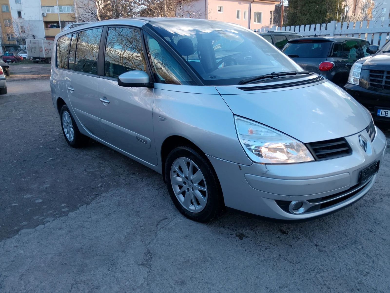 Renault Espace Докарана на ход от Швейцария, дизел, дълга база - изображение 3