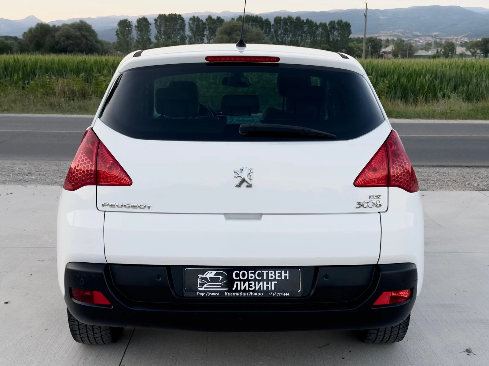 Peugeot 3008 1.6 e-HDI Сервизна книжка/Навигация/ Лизинг - изображение 5