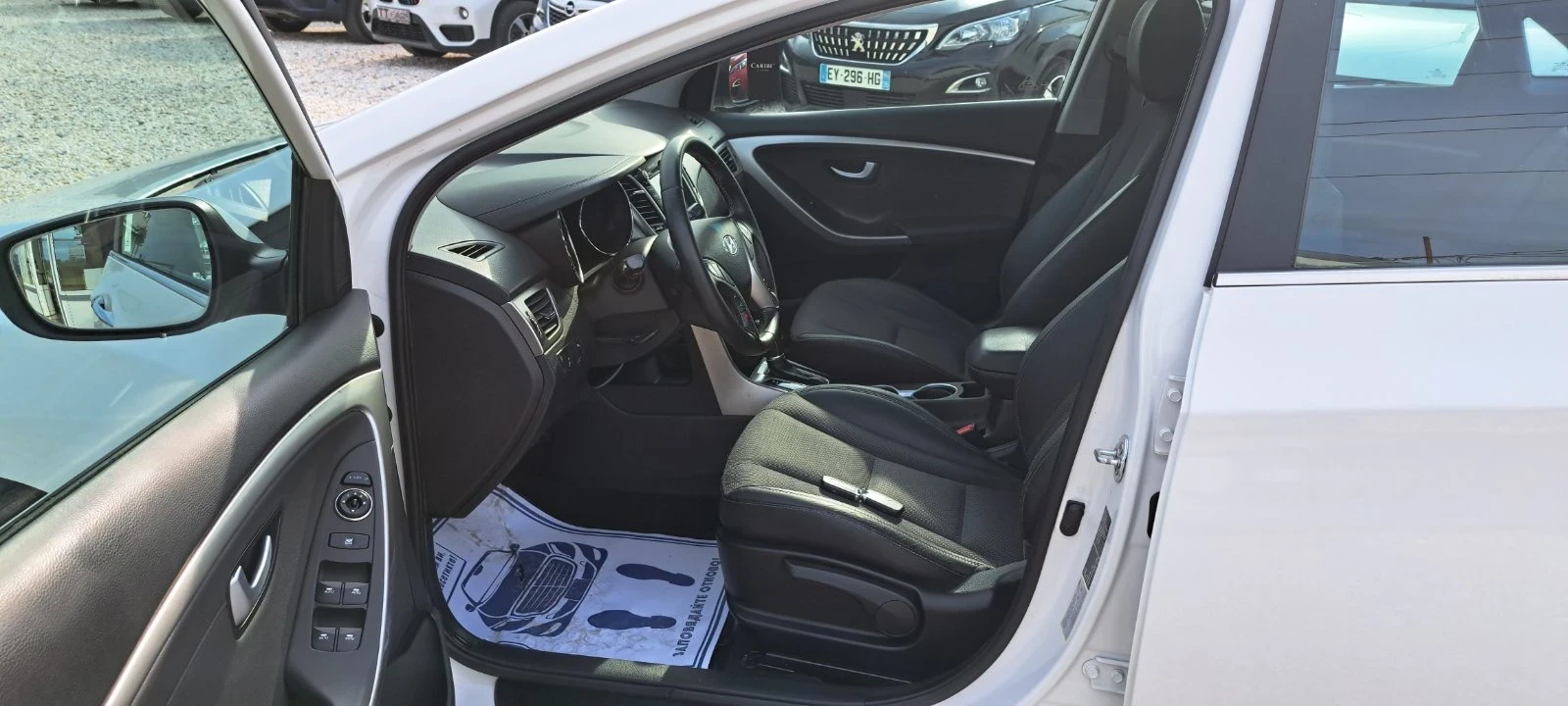 Hyundai I30 1.6crdi нави автомат - изображение 9
