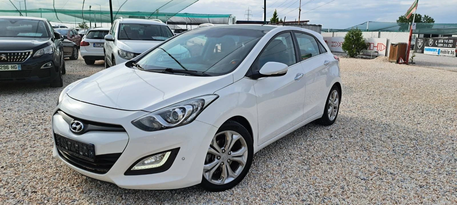 Hyundai I30 1.6crdi нави автомат - изображение 2