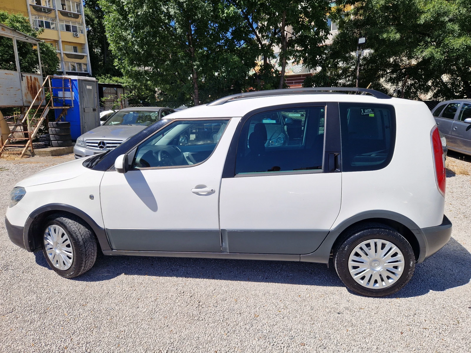 Skoda Roomster SCOUT/1.6TDI - изображение 8