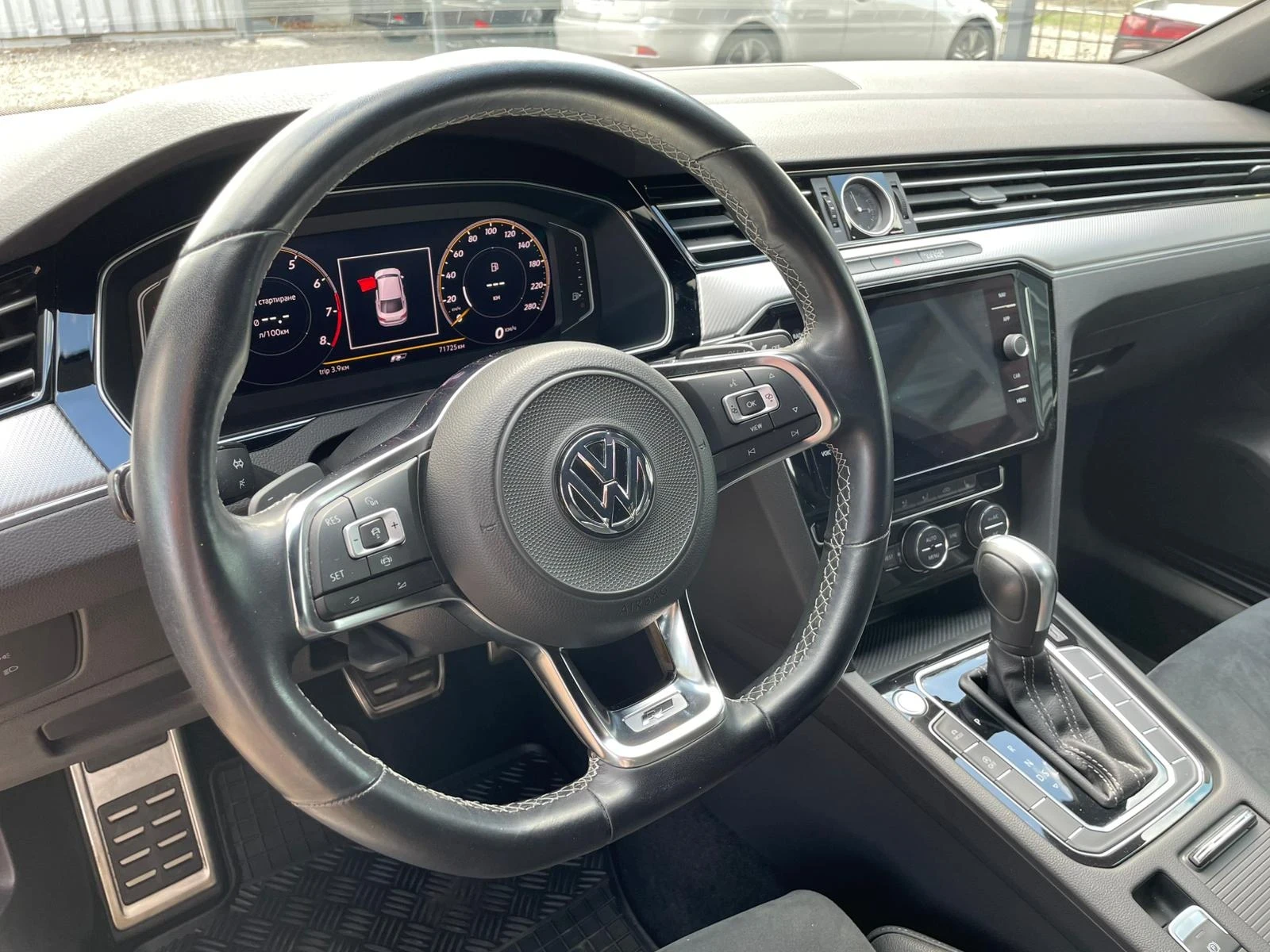 VW Arteon R-line/2.0/Auto/190к.с/Фолио | Mobile.bg — изображение 11