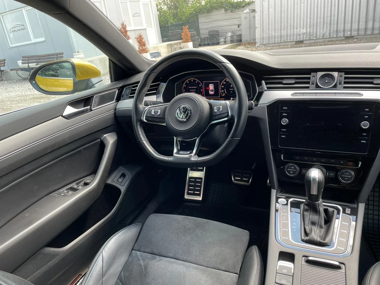VW Arteon R-line/2.0/Auto/190к.с/Фолио | Mobile.bg — изображение 10