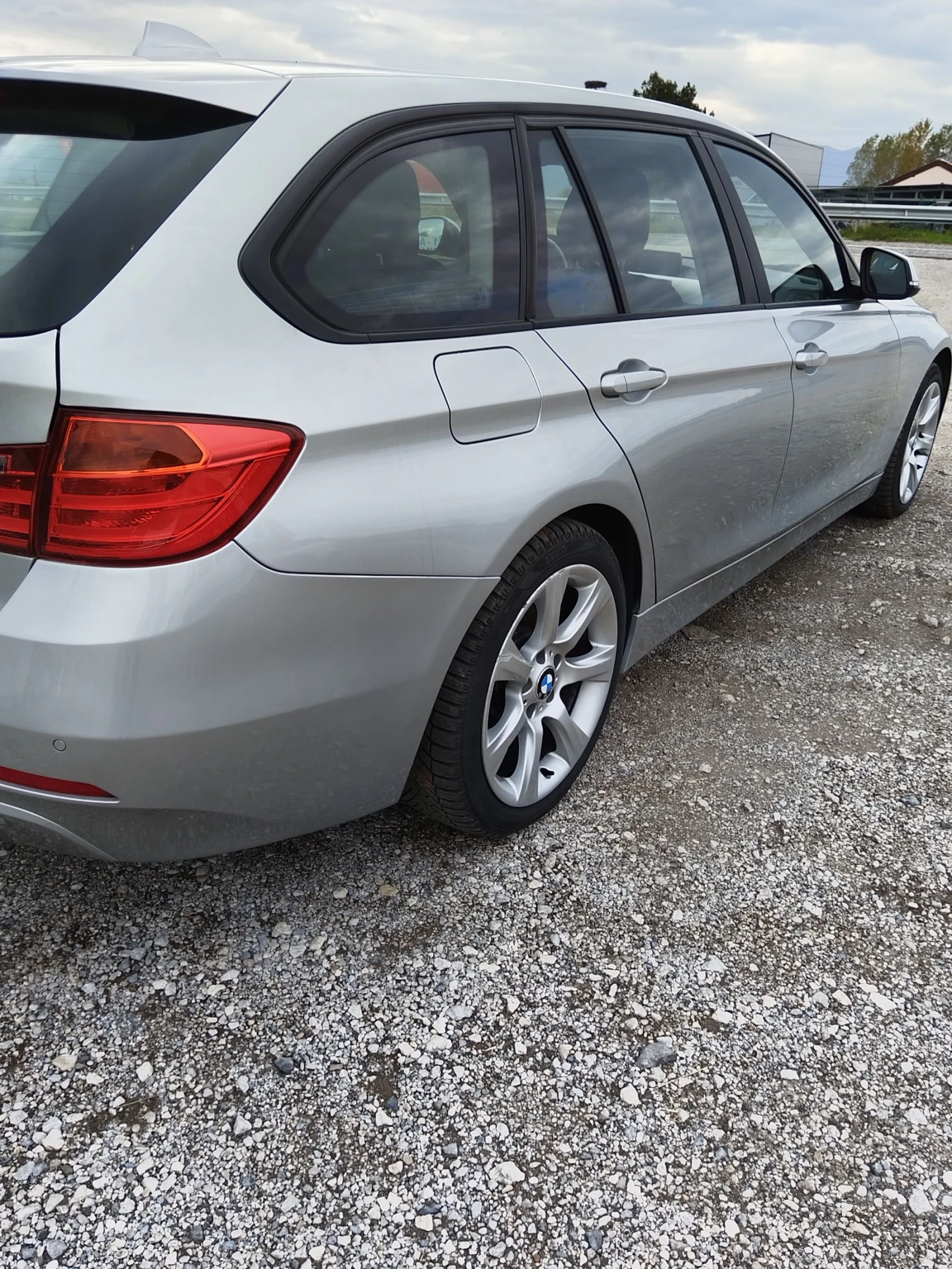 BMW 320 320xd - изображение 5