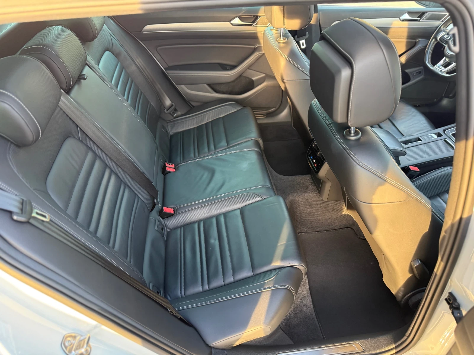 VW Passat R-LINE | Mobile.bg   16