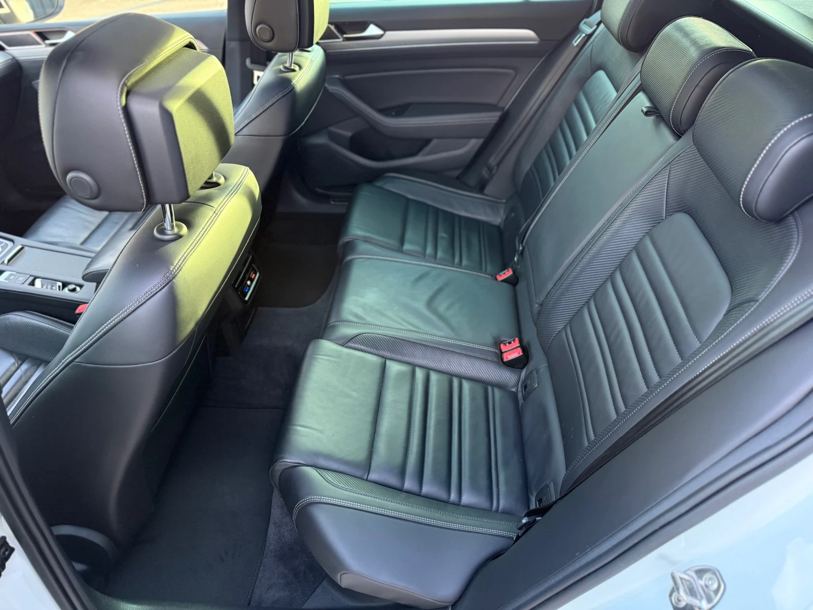 VW Passat R-LINE | Mobile.bg   17