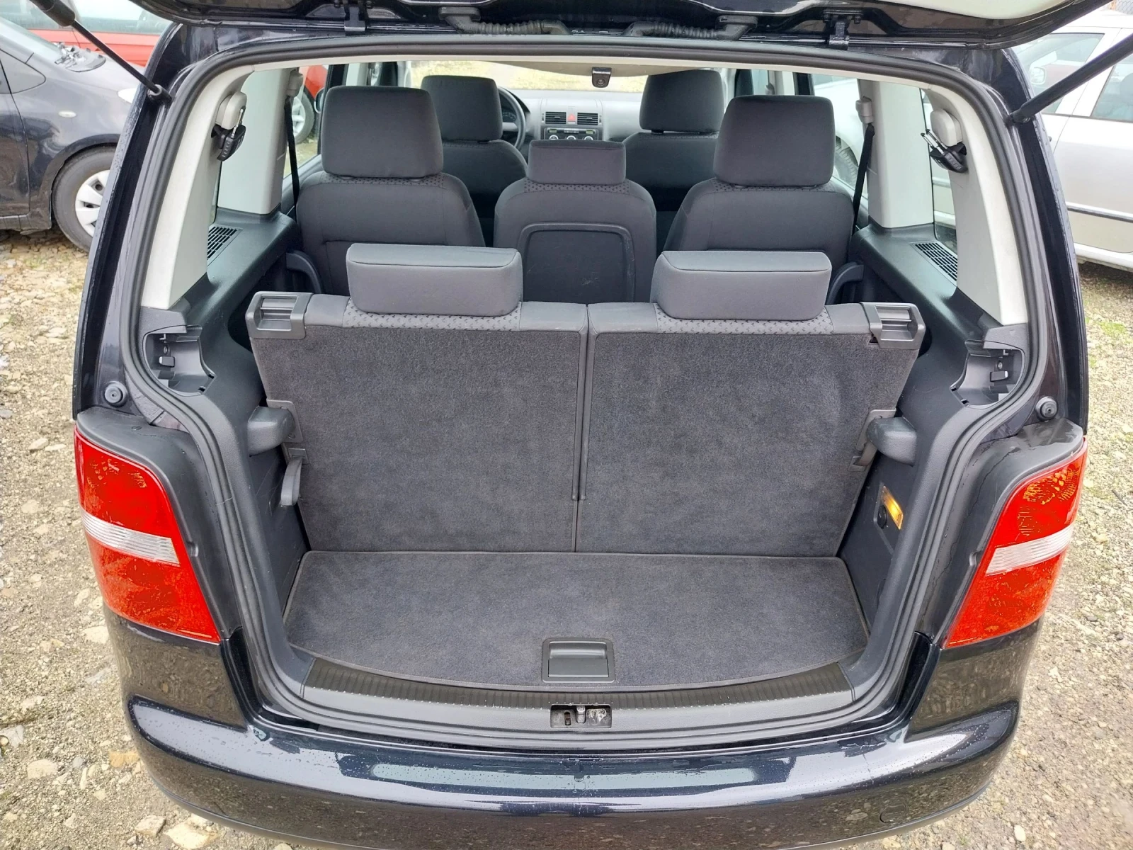 VW Touran 1.9 TDI/6+ 1 ����� | Mobile.bg � ����������� 16