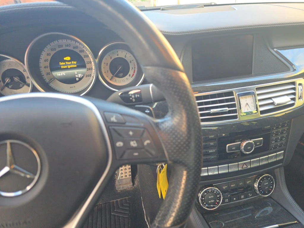 Mercedes-Benz CLS 550 * CARFAX * ���� �� �� | Mobile.bg � ����������� 9