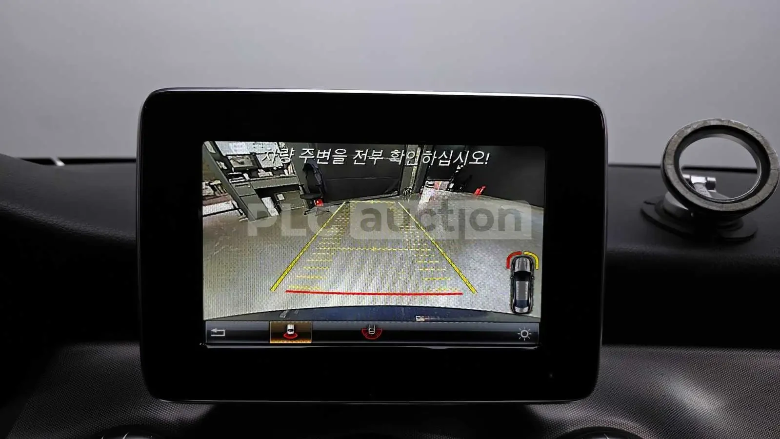 Mercedes-Benz CLA 220 * ПОДГРЕВ * КАМЕРА * AMG PACK, снимка 15 - Автомобили и джипове - 54329256