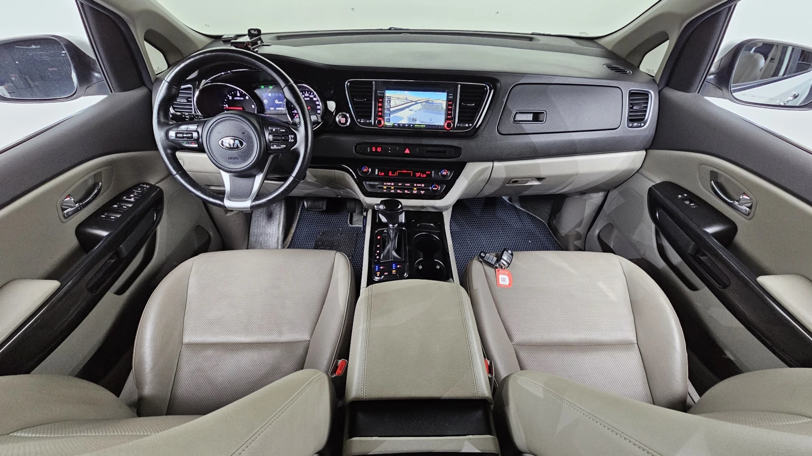 Kia Carnival 9 ������ * ������ ����* CARFAX | Mobile.bg � ����������� 6