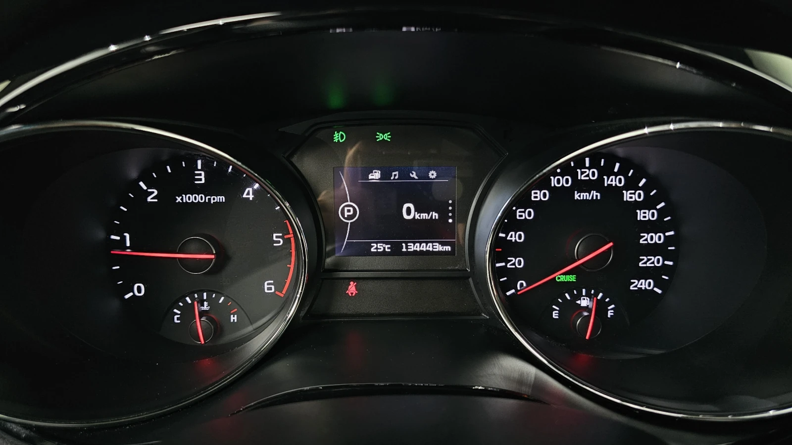 Kia Carnival 9 ������ * ������ ����* CARFAX | Mobile.bg � ����������� 7