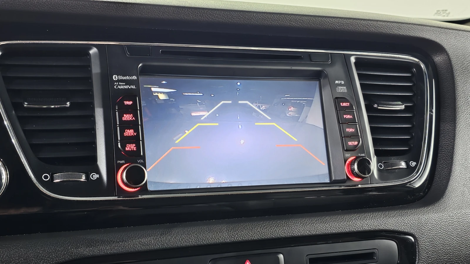 Kia Carnival 9 ������ * ������ ����* CARFAX | Mobile.bg � ����������� 13