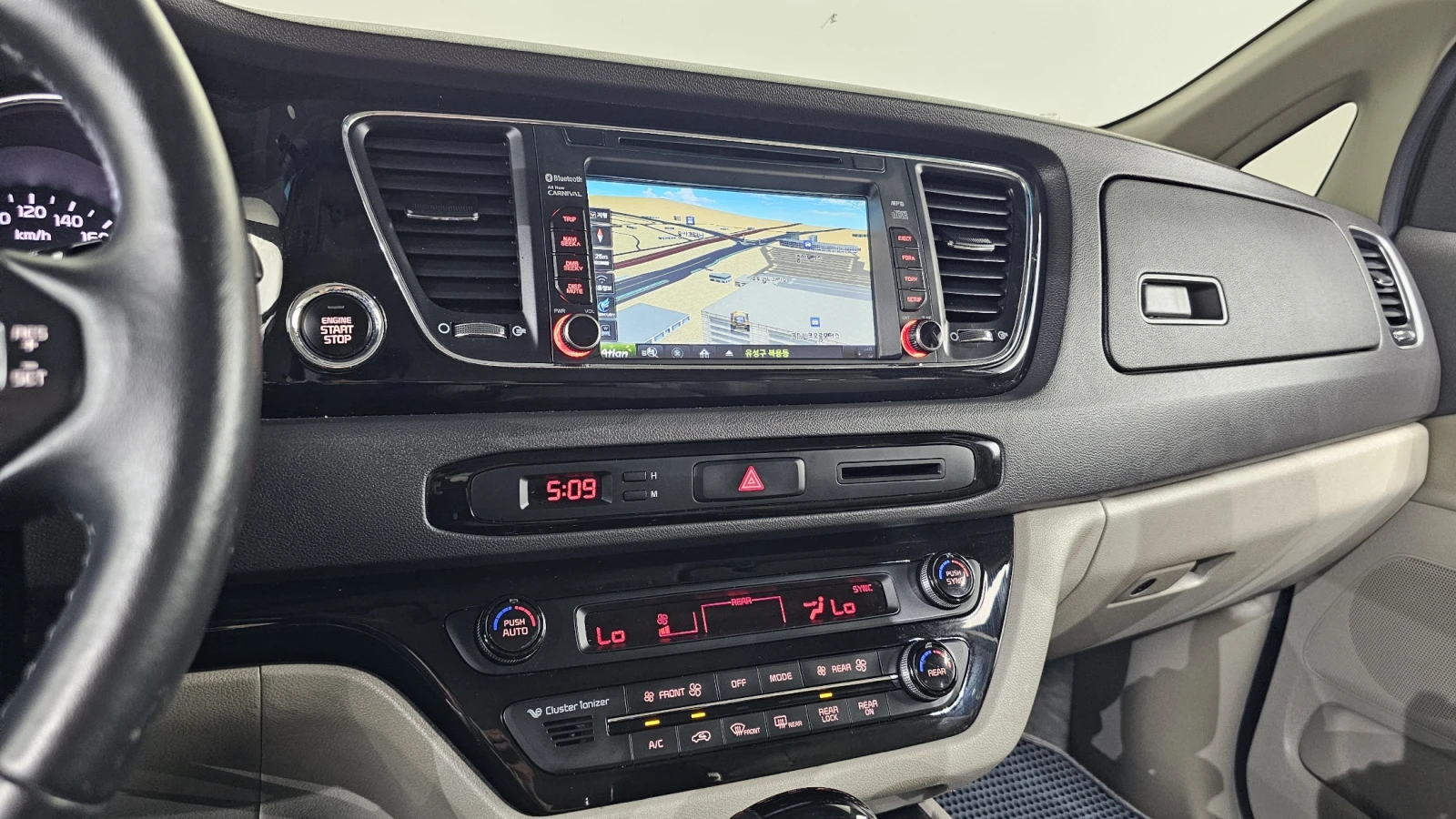 Kia Carnival 9 ������ * ������ ����* CARFAX | Mobile.bg � ����������� 11