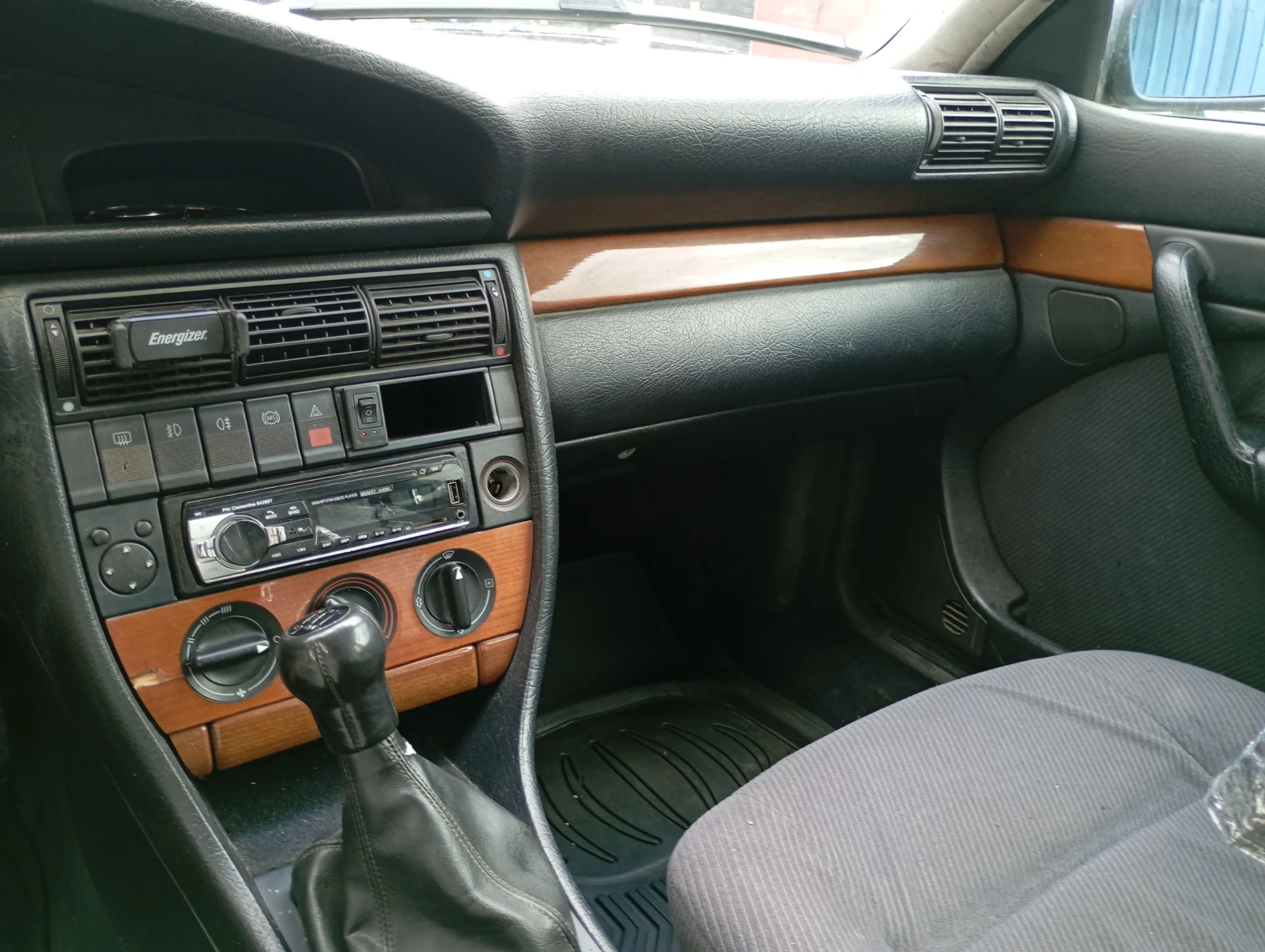 Audi 100 (4A, C4), снимка 9 - Автомобили и джипове - 54891331