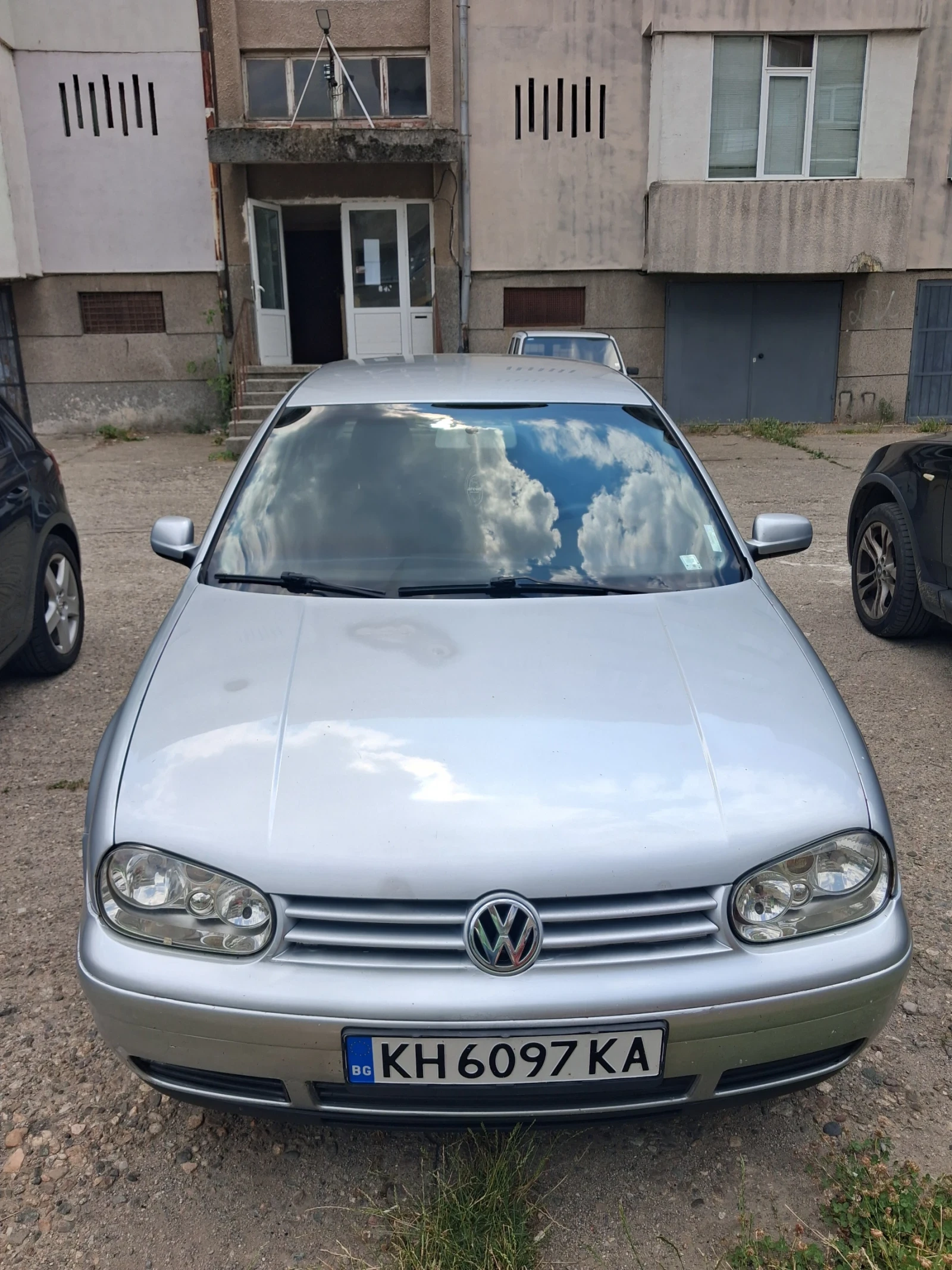 VW Golf 1.9 TDI, снимка 9 - Автомобили и джипове - 55067626