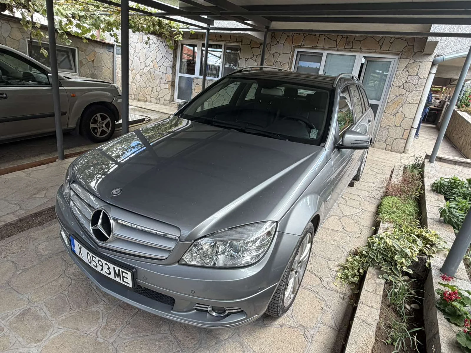 Mercedes-Benz C 220, снимка 3 - Автомобили и джипове - 56339720