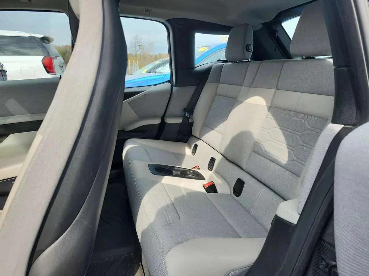 BMW i3 | Mobile.bg � ����������� 13