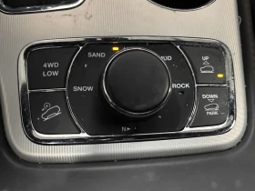Jeep Grand cherokee * АВТО КРЕДИТ* ЦЕНА ДО БГ * СЕРВИЗНА ИСТОРИЯ *  - 31999 лв. / 16360.83 € - 24170514 12