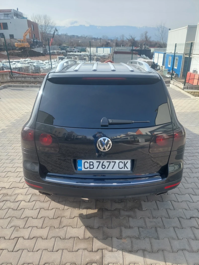 VW Touareg, снимка 7 - Автомобили и джипове - 49608412