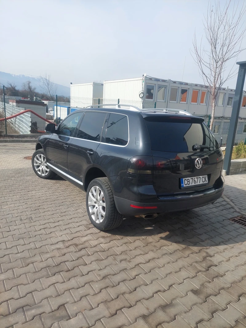 VW Touareg, снимка 3 - Автомобили и джипове - 49608412