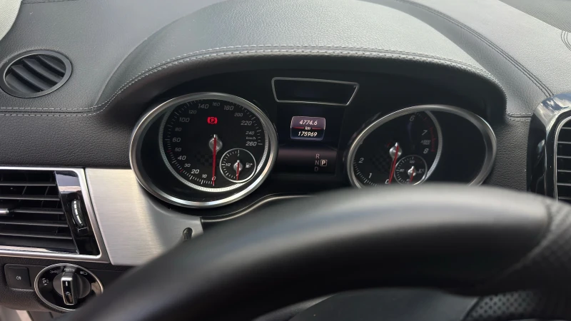 Mercedes-Benz GLE 450 AMG Купе, снимка 8 - Автомобили и джипове - 52659448