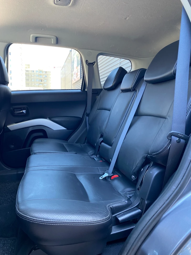 Peugeot 4007 4x4 7 местна , снимка 8 - Автомобили и джипове - 51430484